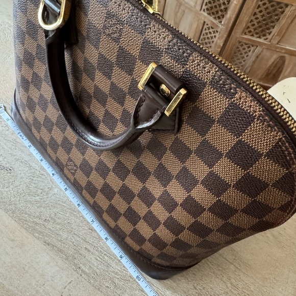 LOUIS VUITTON Alma Damier Ebene
Satchel/Top Handle Bag PM - Picture 11 of 16